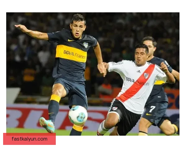 南美足球进攻风格持续备受关注，展现出独特的创造力与灵活性