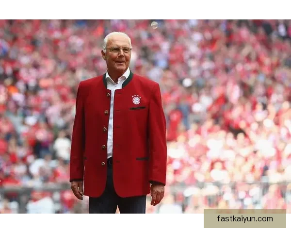 贝肯鲍尔在球队中的核心作用持续增强，助力德国足球的战术演变与成功。